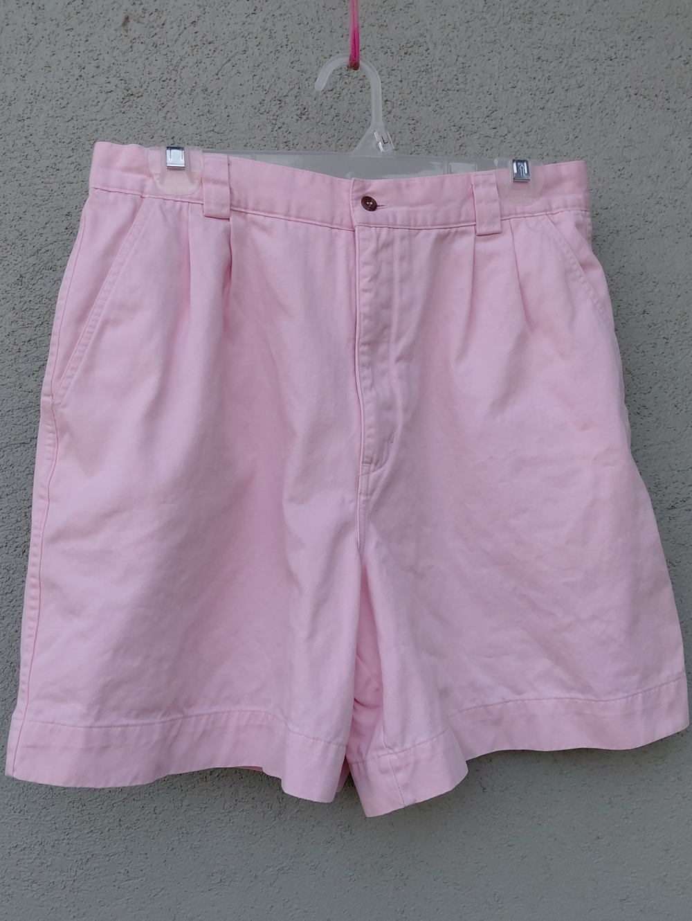 Vintage Patagonia Pale Pink Pleated Shorts 30" Waist (Vintage Women's 16)